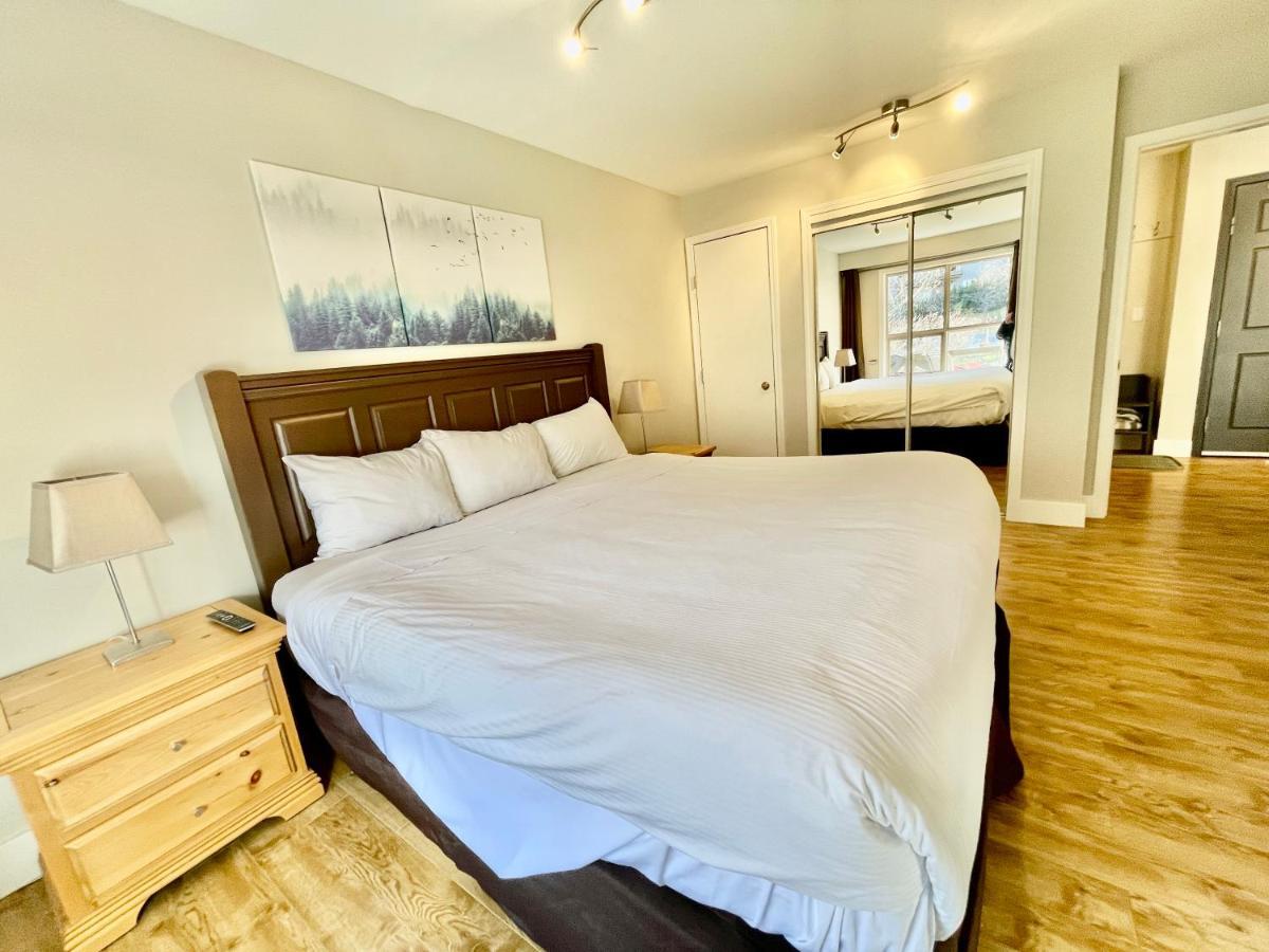 Best Ski In Ski Out Condo At Whistler Exterior photo
